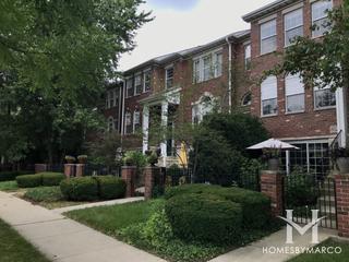 Vintage Club subdivision in Naperville, IL