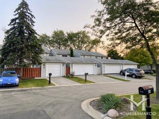 Woodridge Center subdivision in Woodridge, IL