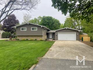 Winfield Heights subdivision in Winfield, IL