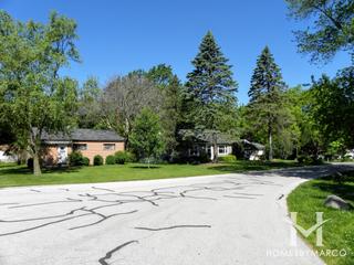 Colonial Village subdivision in Batavia, IL