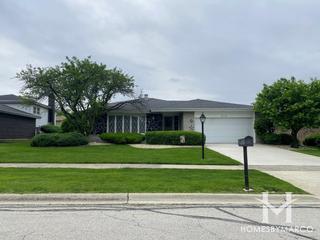 Farmingdale Terrace subdivision in Willowbrook, IL