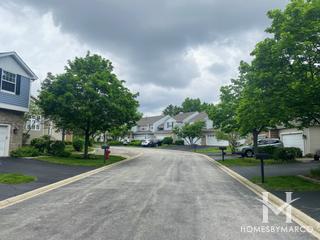 Nantucket subdivision in Willowbrook, IL
