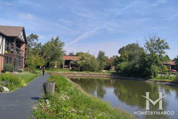 Stanhope Square subdivision in Willowbrook, IL