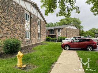 Stratford Green subdivision in Willowbrook, IL