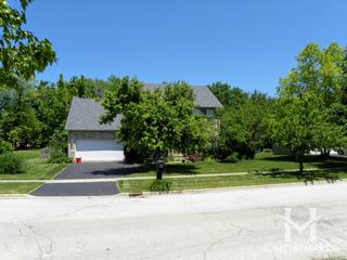 Hazelwood Pointe subdivision in Batavia, IL