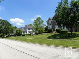 Prairie Trails South subdivision in Batavia, IL