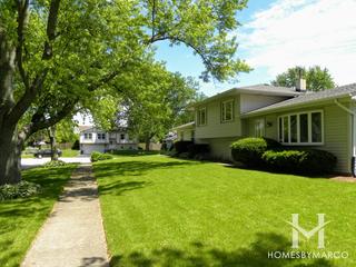 Saratoga subdivision in Batavia, IL