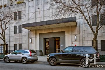 Elm Tower building in the Rush & Division neighborhood of Chicago, IL