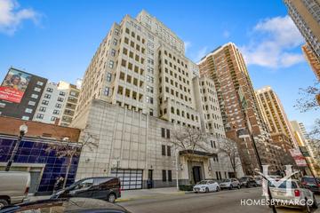 Elm Tower building in the Rush & Division neighborhood of Chicago, IL