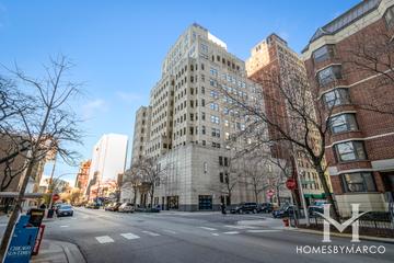 Elm Tower building in the Rush & Division neighborhood of Chicago, IL