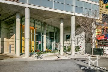 Erie on the Park building in the River North neighborhood of Chicago, IL