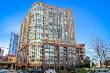Park Place building in the West Town neighborhood of Chicago, IL