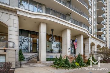 The Carlyle - 1040 N. Lake Shore building in the Gold Coast neighborhood of Chicago, IL