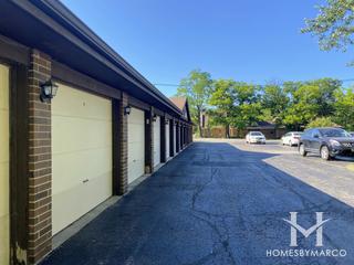 Forest View subdivision in Hickory Hills, IL