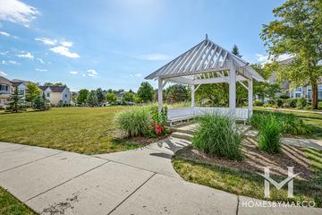 Summerwind subdivision in North Aurora, IL