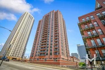 Kinzie Station building in the West Loop neighborhood of Chicago, IL