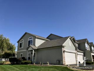 Grand Pointe Trails subdivision in Aurora, IL