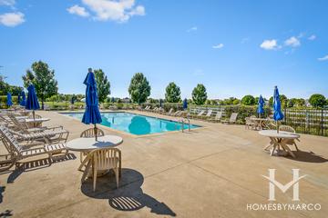 Carillon Lakes subdivision in Crest Hill, IL