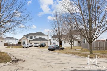 Bloomfield West subdivision in Bolingbrook, IL