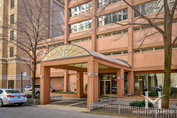 247 E. Chestnut building in the Streeterville neighborhood of Chicago, IL