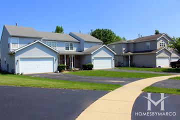 Winola Manor subdivision in Aurora, IL
