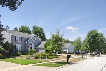 Spruce Pointe subdivision in Gurnee, IL