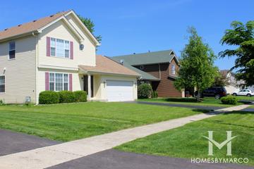 Arrow Wood subdivision in Aurora, IL