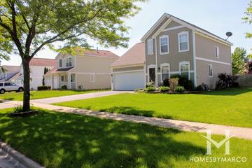 Arrow Wood subdivision in Aurora, IL