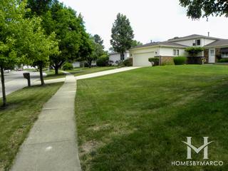 Cambridge East subdivision in St. Charles, IL