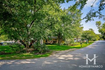 Fox River Estates subdivision in St. Charles, IL