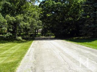 Golden Oaks subdivision in St. Charles, IL