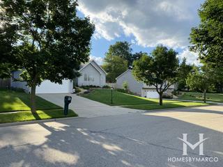 Highland Springs subdivision in Elgin, IL