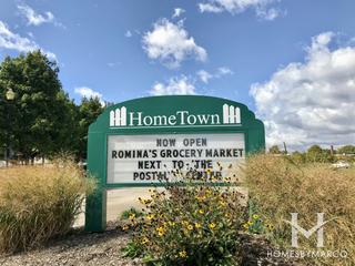 Hometown subdivision in Aurora, IL