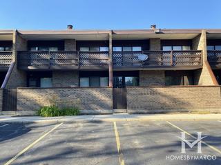 Kennington Square subdivision in Elgin, IL