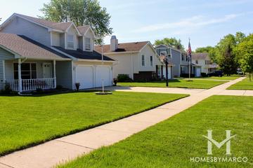 Kensington Lakes subdivision in Aurora, IL