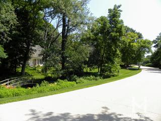 Knollcreek Woods subdivision in St. Charles, IL