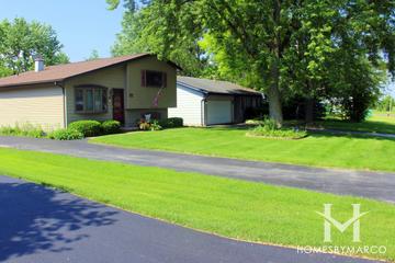 Sherwood Glen subdivision in Aurora, IL