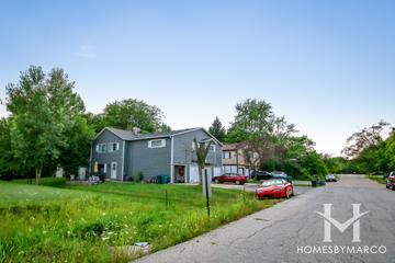 Stanton Square subdivision in St. Charles, IL