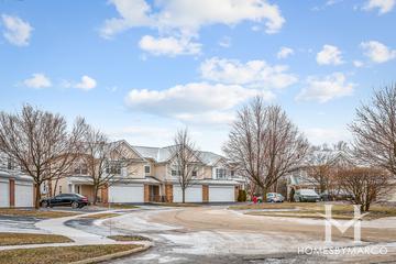 Towne Place West building in Schaumburg, IL