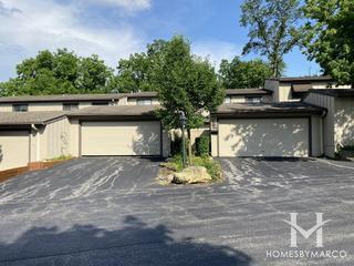 Tyler Bluff subdivision in Elgin, IL