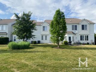 Willow Bay subdivision in Elgin, IL