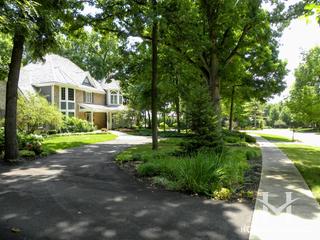 Woods of Fox Glen subdivision in St. Charles, IL