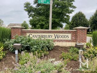 Canterbury Woods subdivision in Plainfield, IL