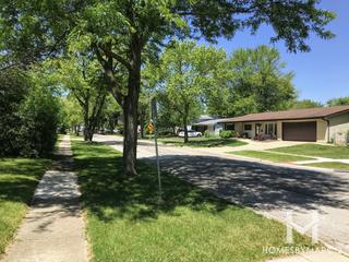 Hanover Highlands subdivision in Hanover Park, IL