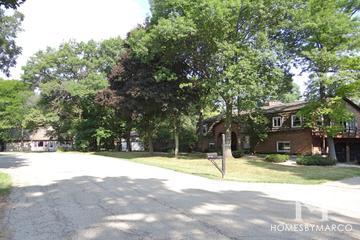 Orchard Valley subdivision in Gurnee, IL