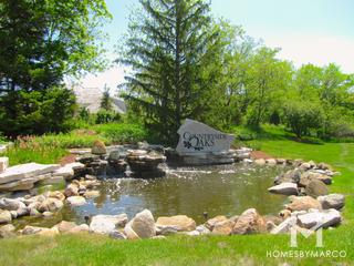 Countryside Oaks subdivision in Mundelein, IL
