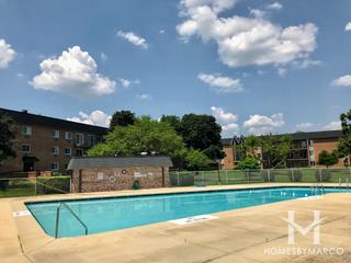 Mill Crossing building in Naperville, IL