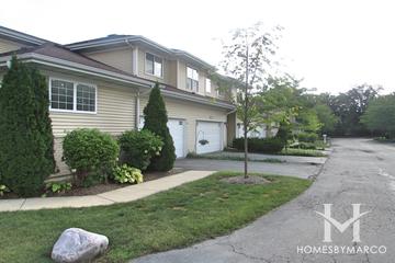 Walnut Glen subdivision in Crystal Lake, IL