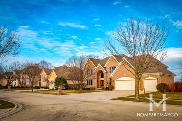 Essex Club subdivision in Schaumburg, IL