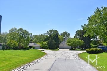 Lexington Fields Estates subdivision in Schaumburg, IL